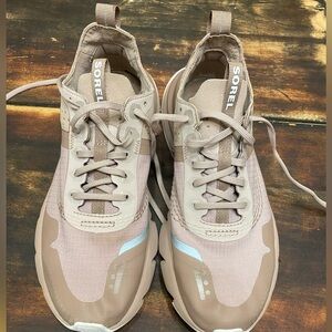 Sorel Kinetic Rush RipStop Sneakers Sz 6.5 in Mauve